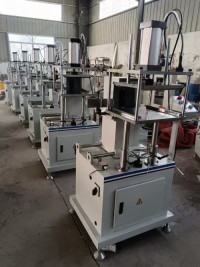 Face milling machine for aluminum doors and Windows